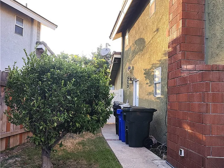 6953 Saddleback Pl — Photo 45