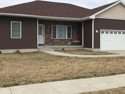 405 W Pleasant View Dr, Prairie City, IA, 50228