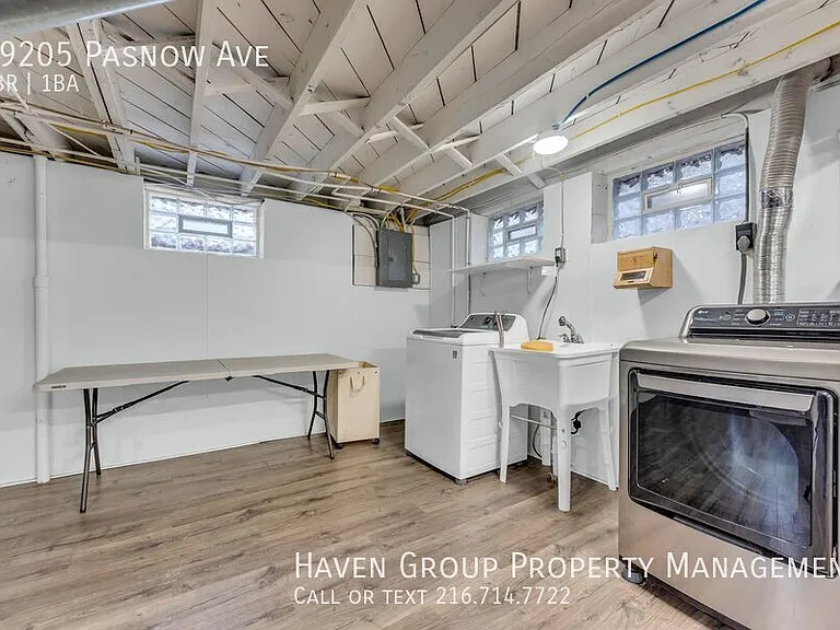 19205 Pasnow Ave — Photo 21