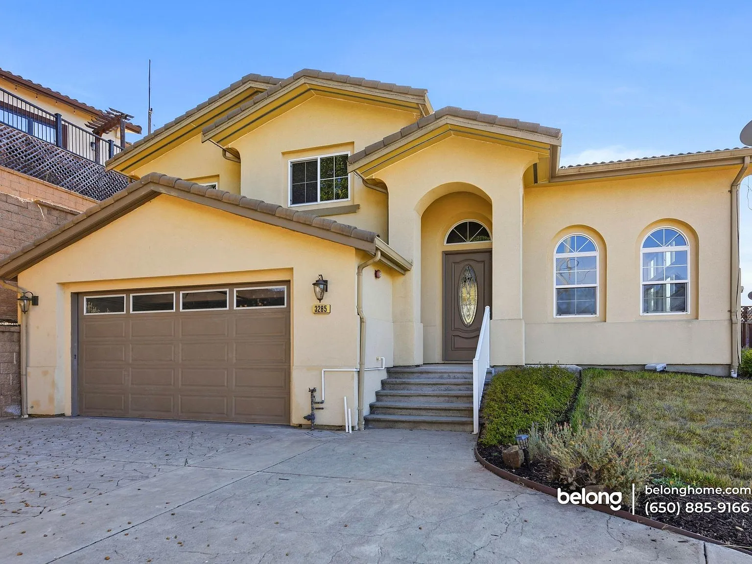 5 bed, 4.5 bath, 3394 sqft, $5,495 — Photo 1