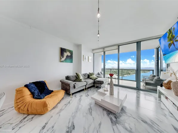 601 NE 36th St APT 1909, Miami, FL 33137