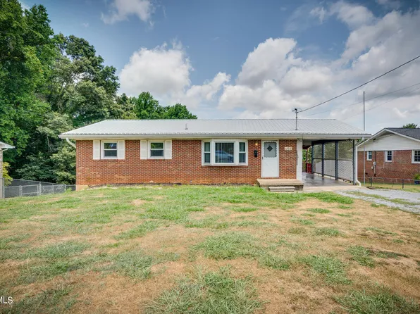 1702 Knoll Dr, Johnson City, TN 37604
