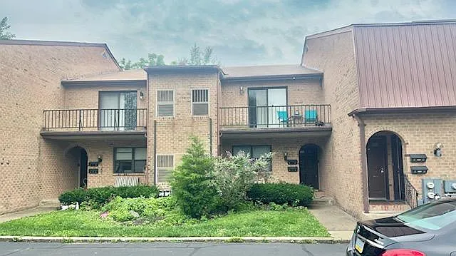 16 Township Line Rd #C2 — Photo 29