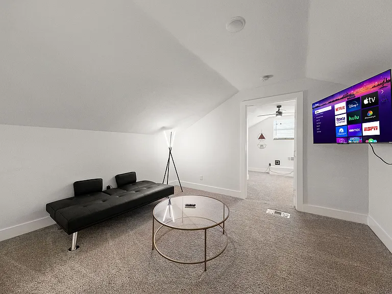 16502 Fox Knl — Photo 38