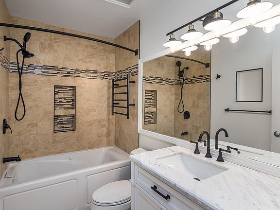 5th image of 1156 Stonewall Cir