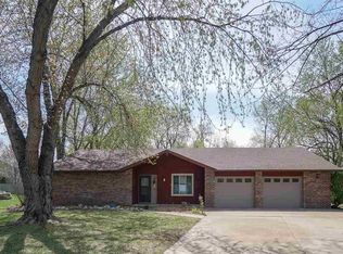4000 Coachmen Rd, Manhattan, KS 66502