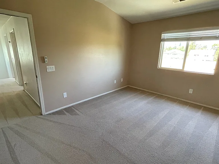 1671 Catania Dr — Photo 7