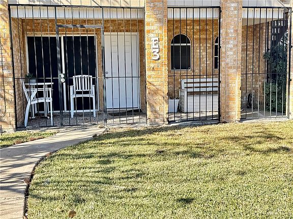 2nd image of 2708 Howard Dr #E3