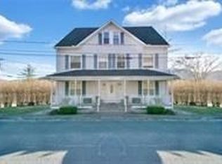 315 Woronoco Rd, Russell, MA 01071