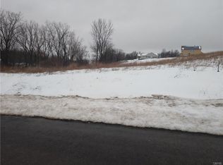 101 Waterbridge Ter, Camillus, NY 13031