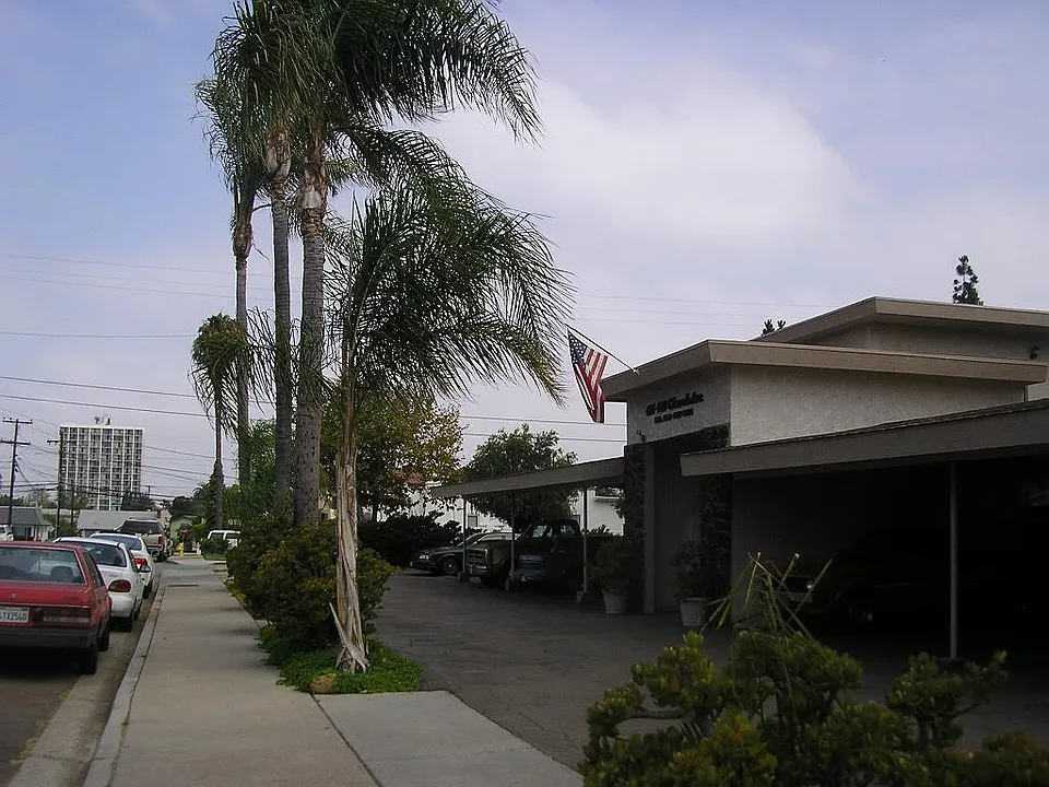 Casa Corona Apartments