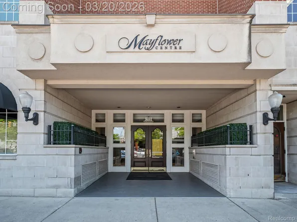 801 W Ann Arbor Trl Suite 301, Plymouth, MI 48170