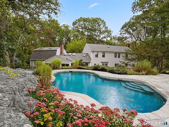 3rd image of 360 Thayer Pond Road