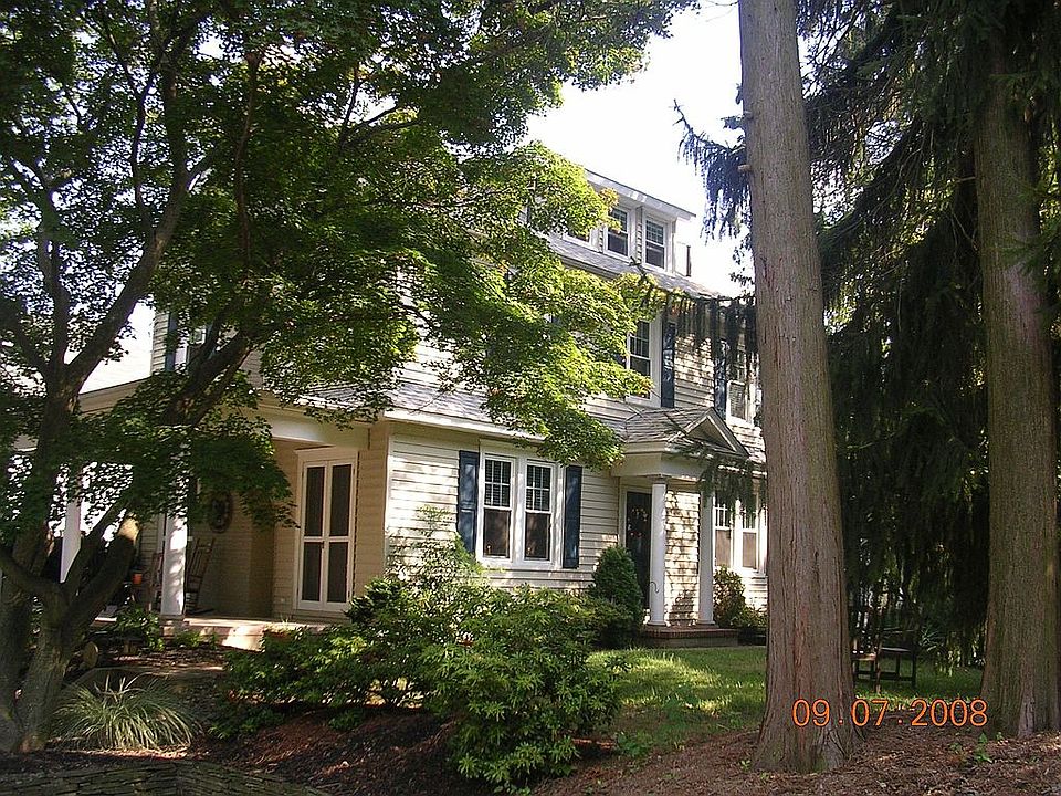 front/ side of house