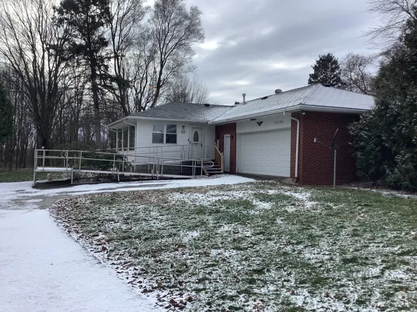 1381 Malcolm Rd, Bucyrus, OH 44820