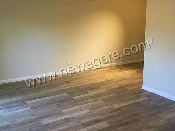 Living room to Kitchen