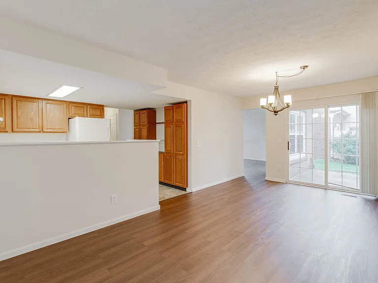 75 Heather Rd — Photo 8