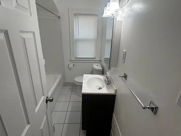 14716 Archdale St #1 — Photo 14