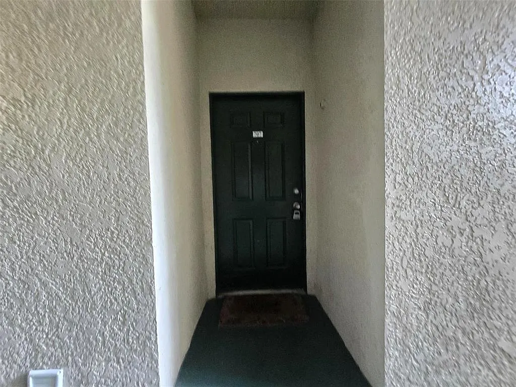 2 bed, 2.0 bath, 1144 sqft, $1,600 — Photo 3