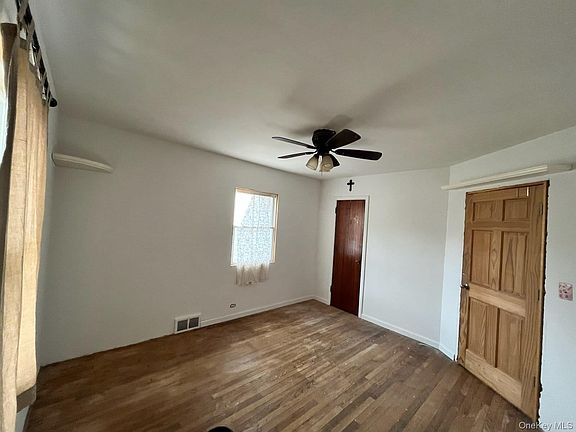 5th image of 472 Glen Wild Road