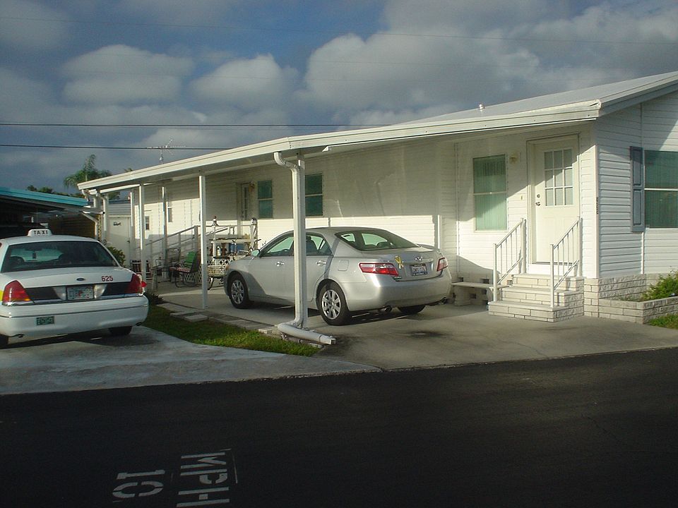 1st image of 16940 Us Highway 19 N Lot 422
