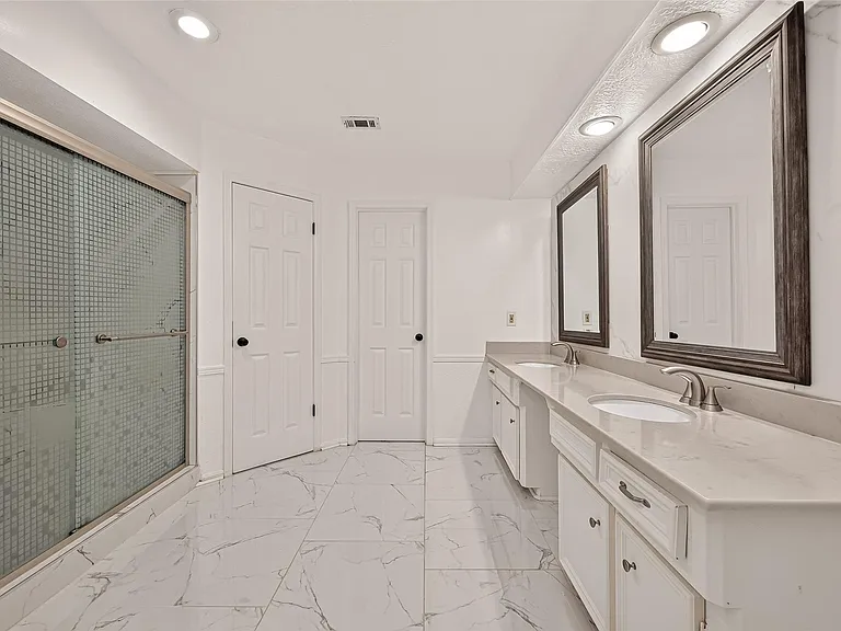 12619 Chriswood Dr — Photo 41