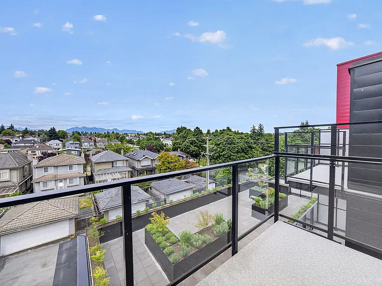 6485 Manitoba St #506 — Photo 9