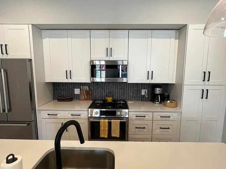 37 Horace St #102 — Photo 6