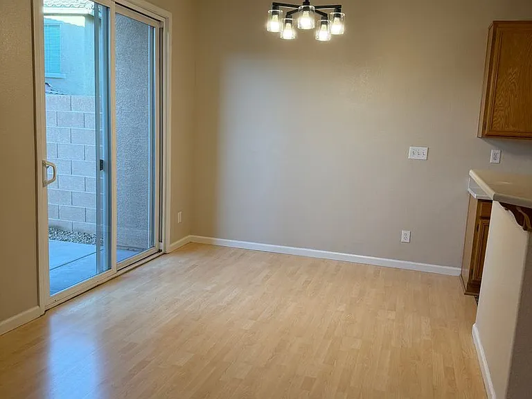 1358 Grass Creek Ave #1 — Photo 3