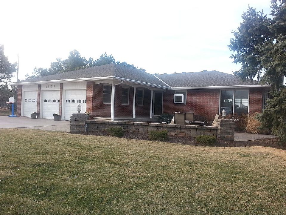 1st image of 1000 W Pioneers Blvd