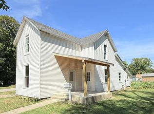 320 W Clay St, Logansport, IN 46947