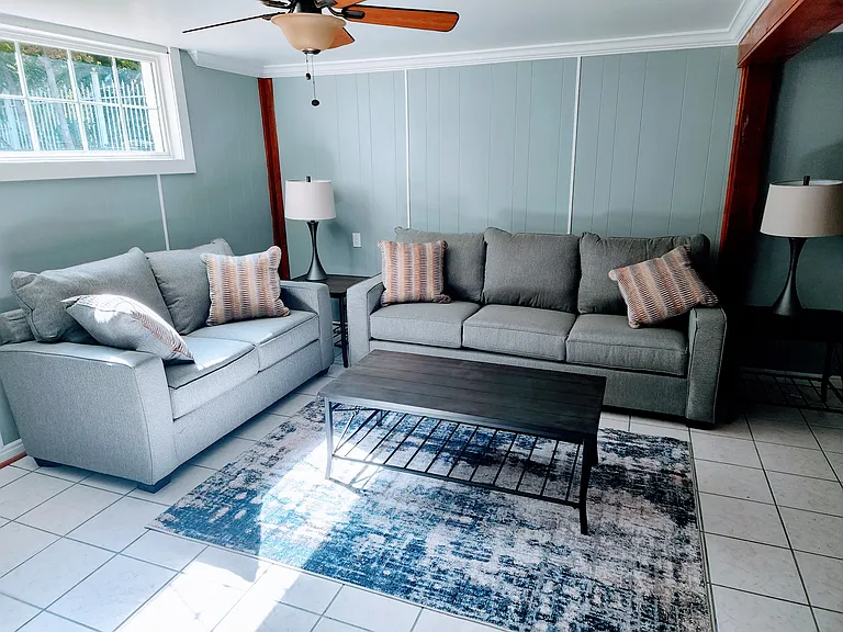 1 E Gibbs Cir — Photo 11
