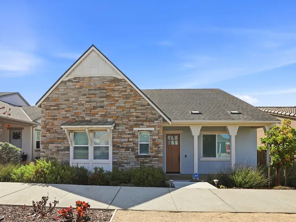 2964 Bluffs Dr, Marina, CA 93933