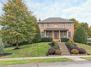 2901 Benjamin Ct, Coraopolis, PA 15108