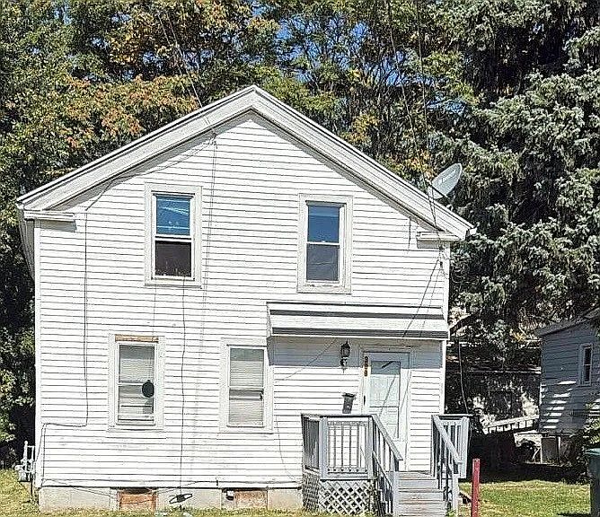 1st image of 388 Smith St