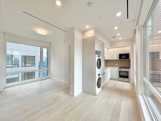 Rented by Doorway NYC, LLC | media 42