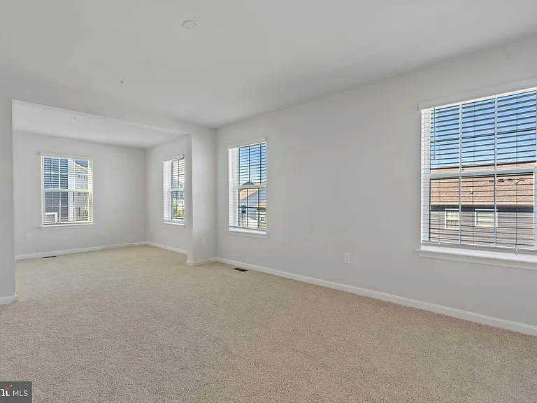 5713 Haller Pl — Photo 22