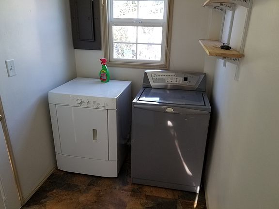 Full size laundry