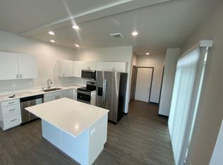 Move in Special-One Month Free Rent with qualified applicants! Modern design 3-bed, 2.5-bath dupl..., Cheney, WA 99004
