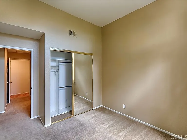 8015 E Treeview Ct — Photo 31