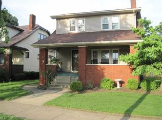 511 4th St NW, New Philadelphia, OH