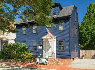 81 2nd St, Newport, RI 02840