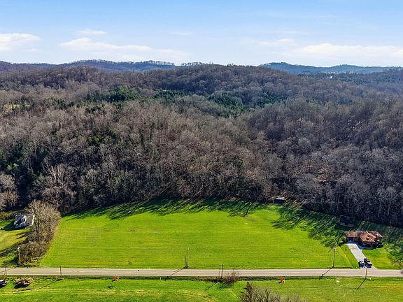 2nd image of LOT 1 Sullivan Gardens Pkwy