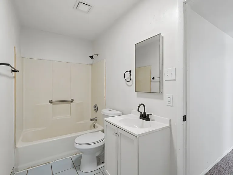 Wilson School Apartments — Photo 51