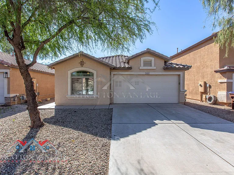 4149 E Azurite Rd — Photo 2