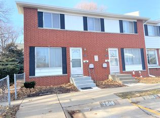 2644 S 3rd Street Plz, Omaha, NE 68108