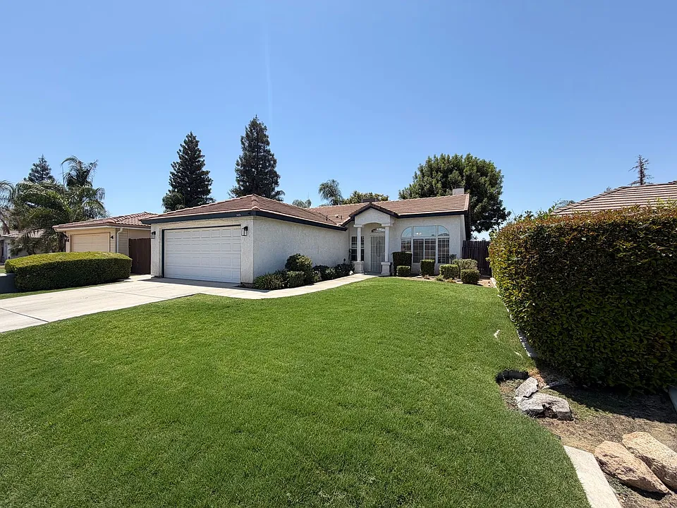 3409 Starside Dr