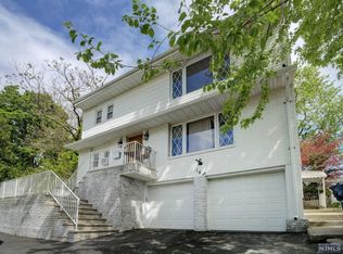 142 S Summit Ave, Hackensack, NJ 07601