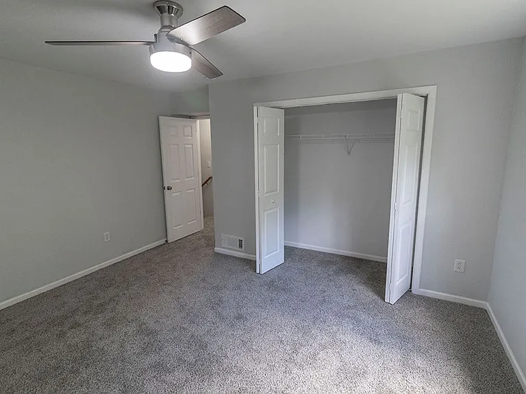 5318 Godas Cir — Photo 14