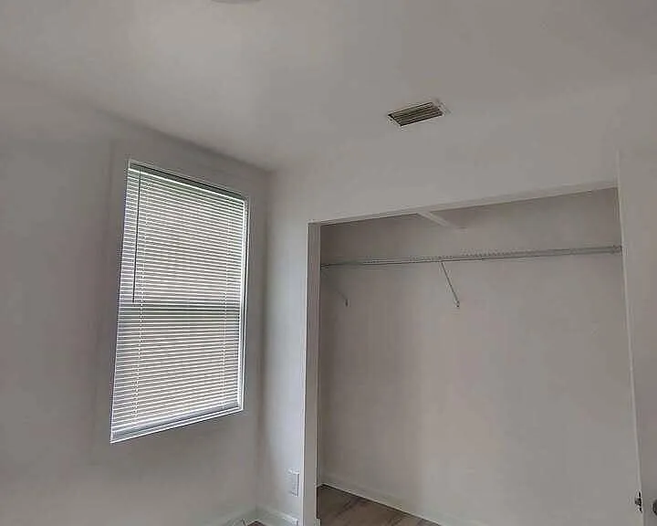 3368 Columbus Ave — Photo 4